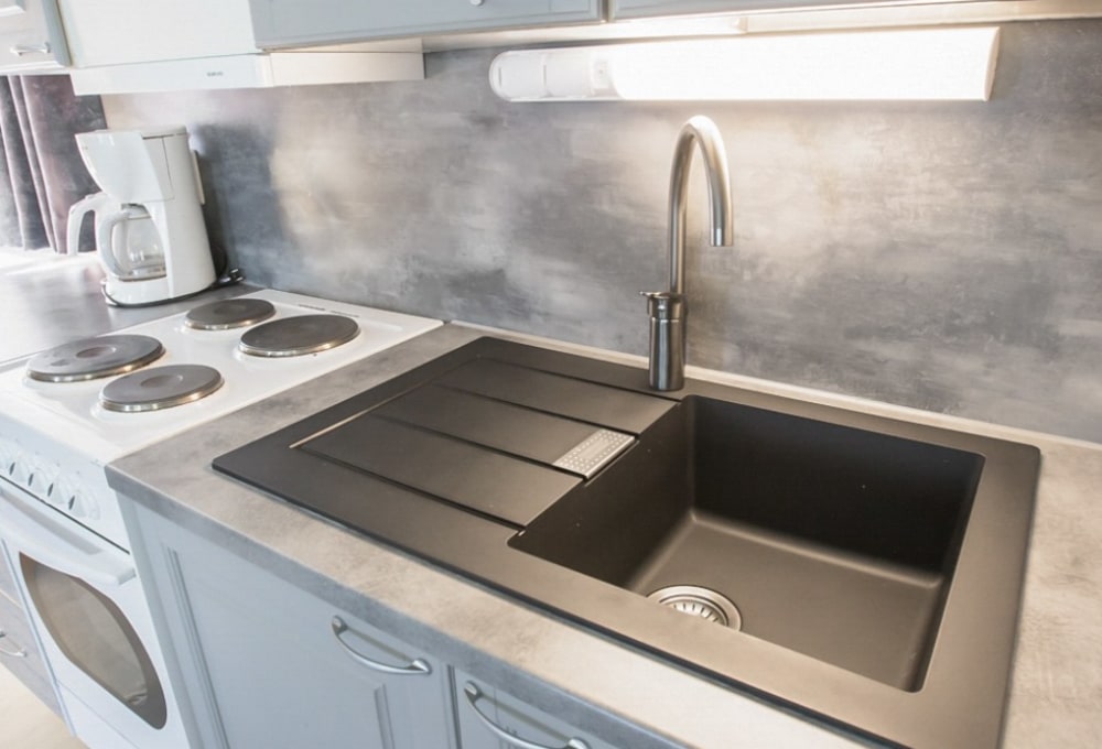 Holiday Village Shoreline Cabin Küchenzeile